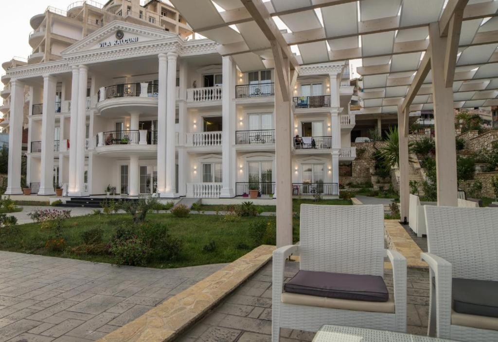 Hotel Vila Kalcuni סרנדה מראה חיצוני תמונה