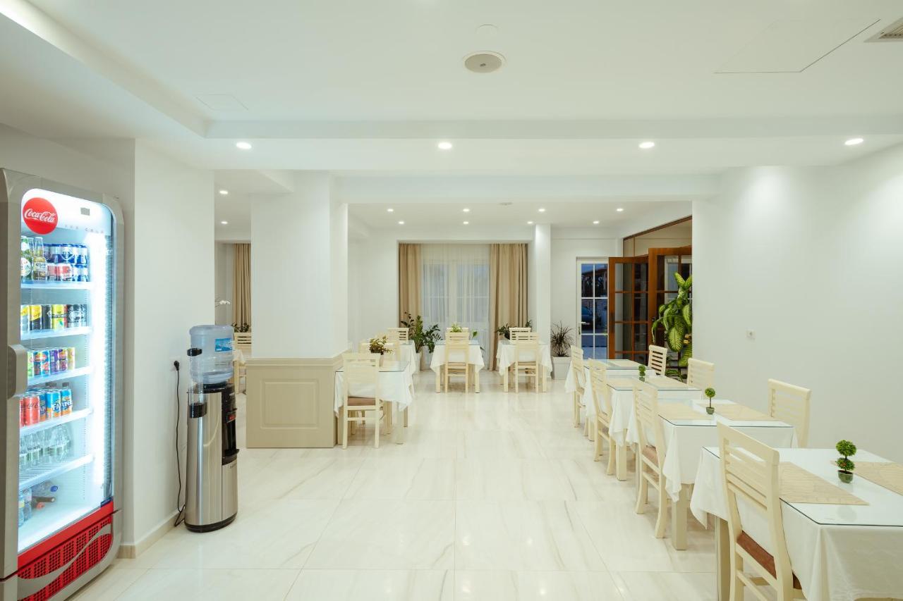 Hotel Vila Kalcuni סרנדה מראה חיצוני תמונה