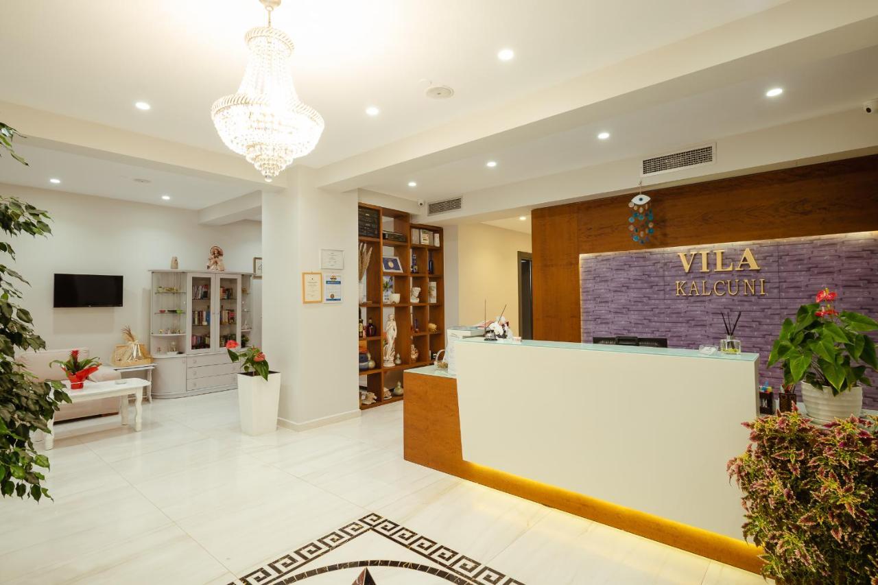 Hotel Vila Kalcuni סרנדה מראה חיצוני תמונה